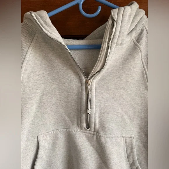 Lululemon Scuba Oversized 1/2 Zip Hoodie in Heathered Core Ultra Light Grey - Picture 5 of 9
